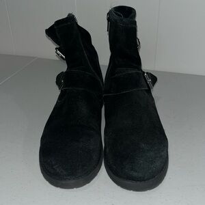 Very cool Steve Madden suede black booties. Size 8.5